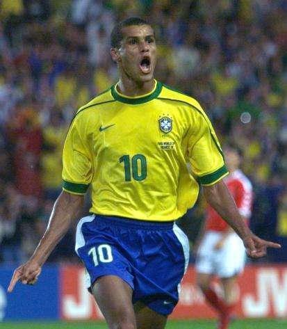 事拉开了精 事拉开了精